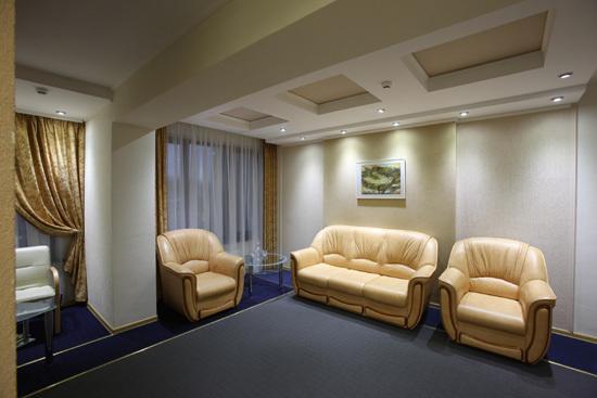 Prestige Hotel Гомель Екстер'єр фото